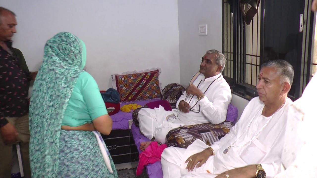 Pujya Shree jayntirambapa-jasdan