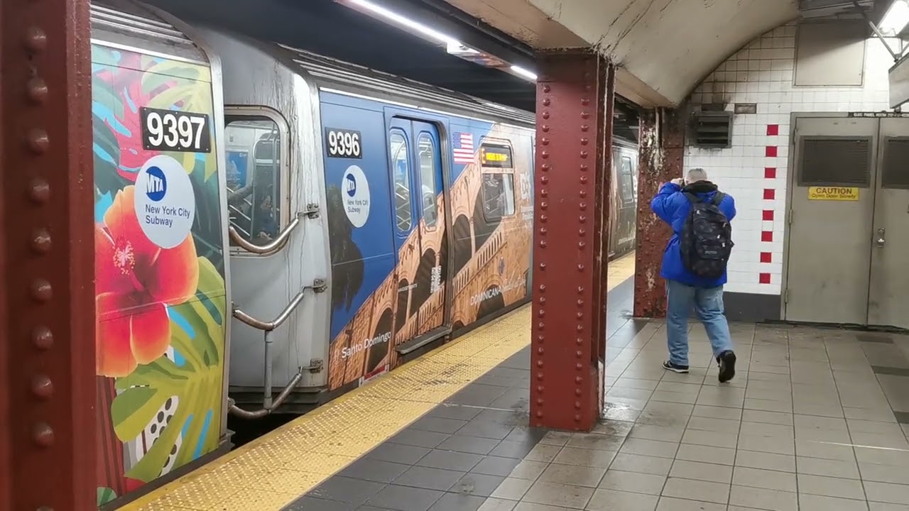 MTA NYC Subway: R160 E Train @ Lexington Avenue-53rd Street