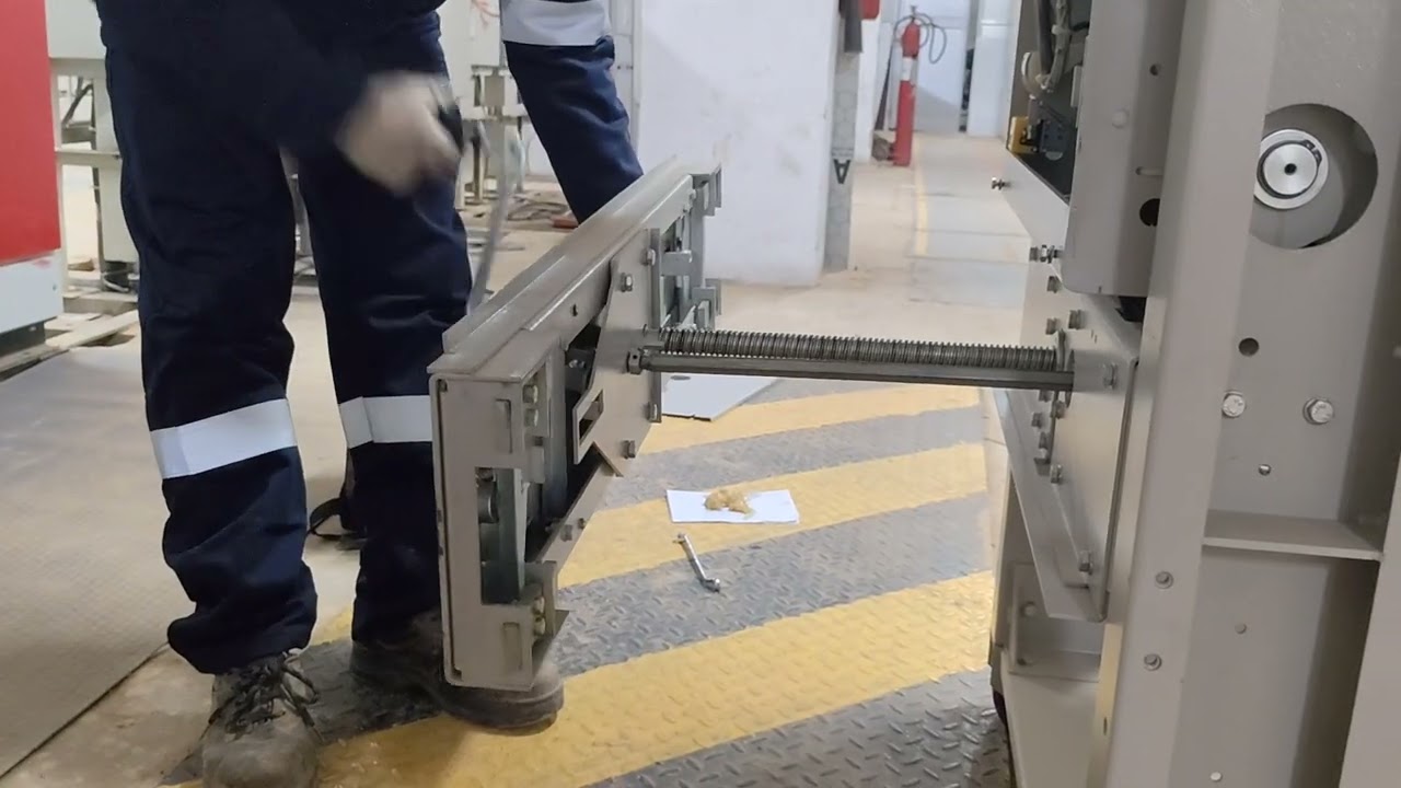 HT BREAKER MAINTENANCE 