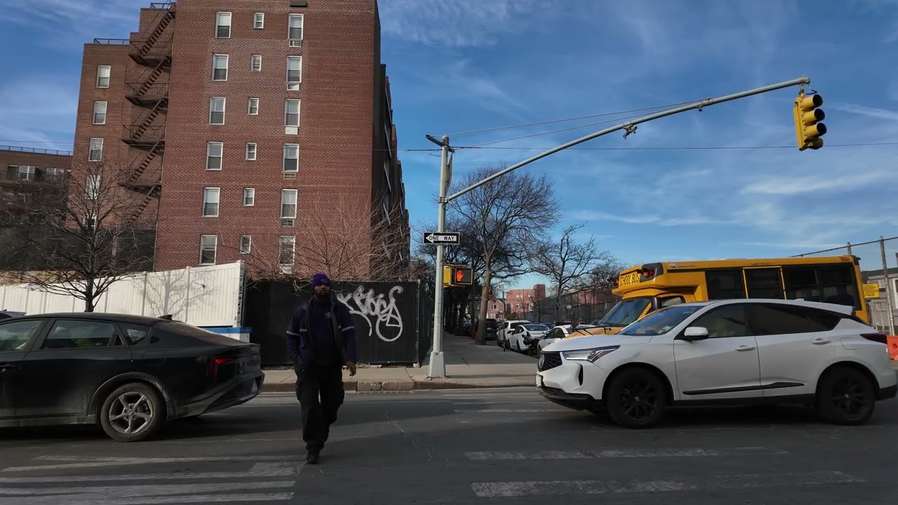 4K Walking Queens NYC, Woodhaven to Queens Blvd. 10 min walk. #nyc #walkingvideo #queensnyc #walking