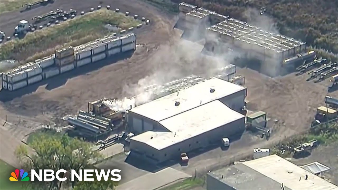 Evacuation zones expanded after chemical tank explosion in Toledo, Ohio