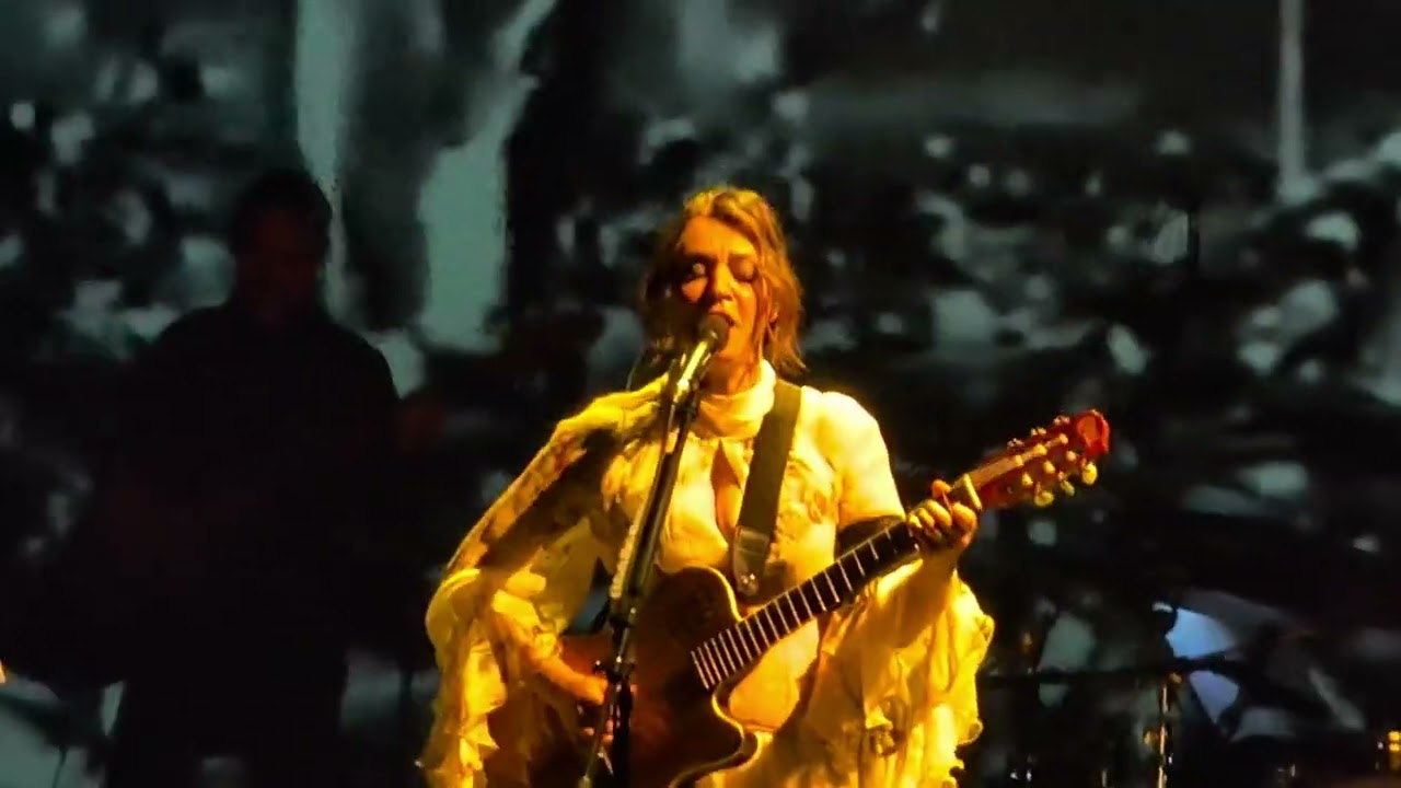 Parru cu tia - Carmen Consoli live @ Teatro Lyrick di Assisi   - 18/10/2025