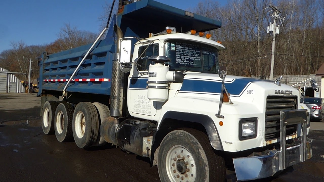 2000 Mack RD688S Tri Axle Dump Truck - TRO 1125195