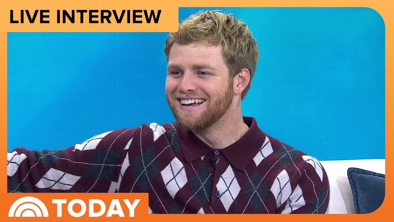 Alex Warren Talks 'Wildchild' and Favorite Pizza-Bagel Concoction!