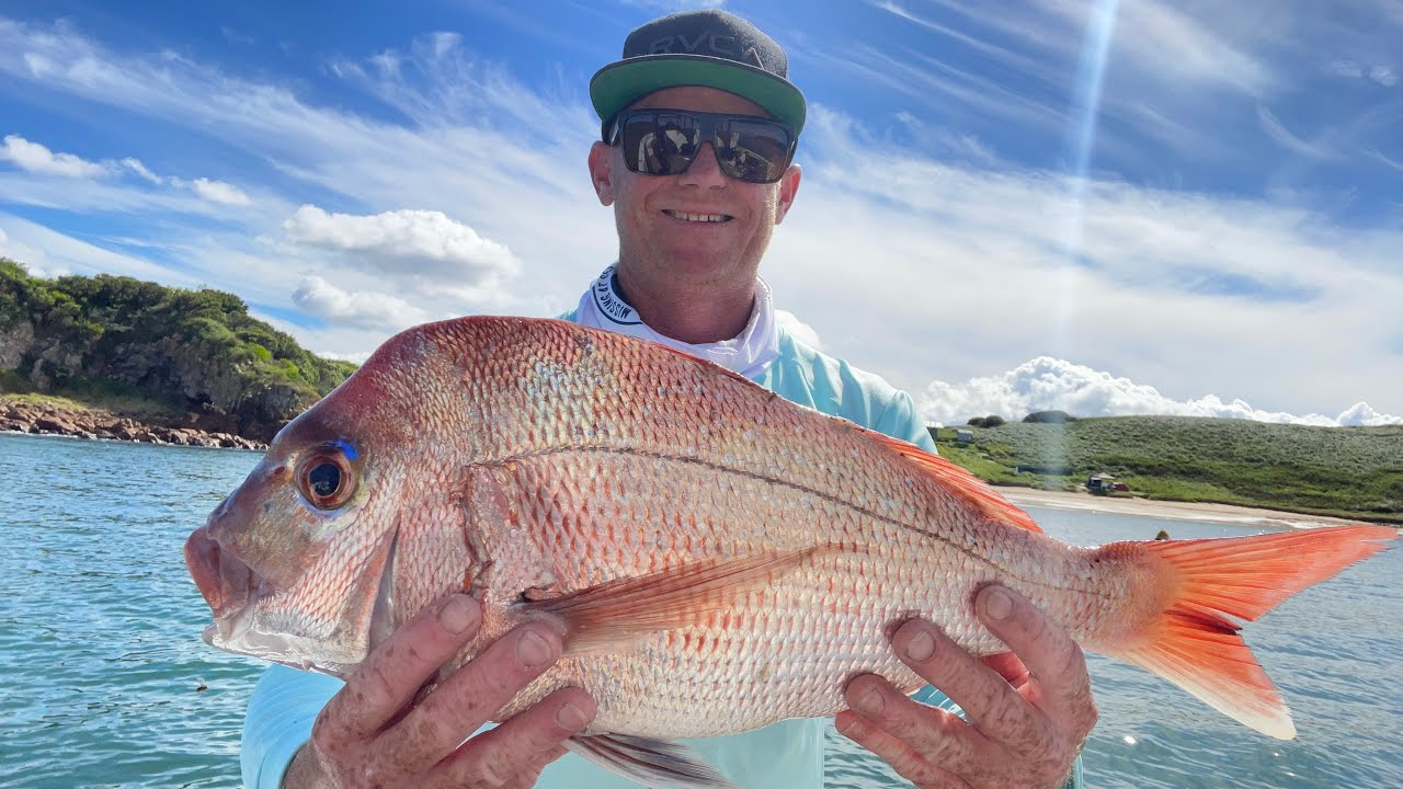 BOAT CAMPING Broughton Island fishing for snapper
