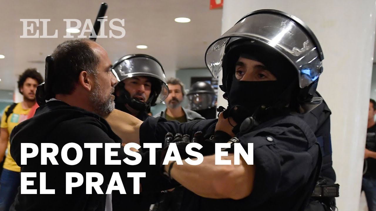 SENTENCIA PROCÉS | Los Mossos cargan en EL PRAT y los manifestantes cortan CARRETERAS y VÍAS de t...