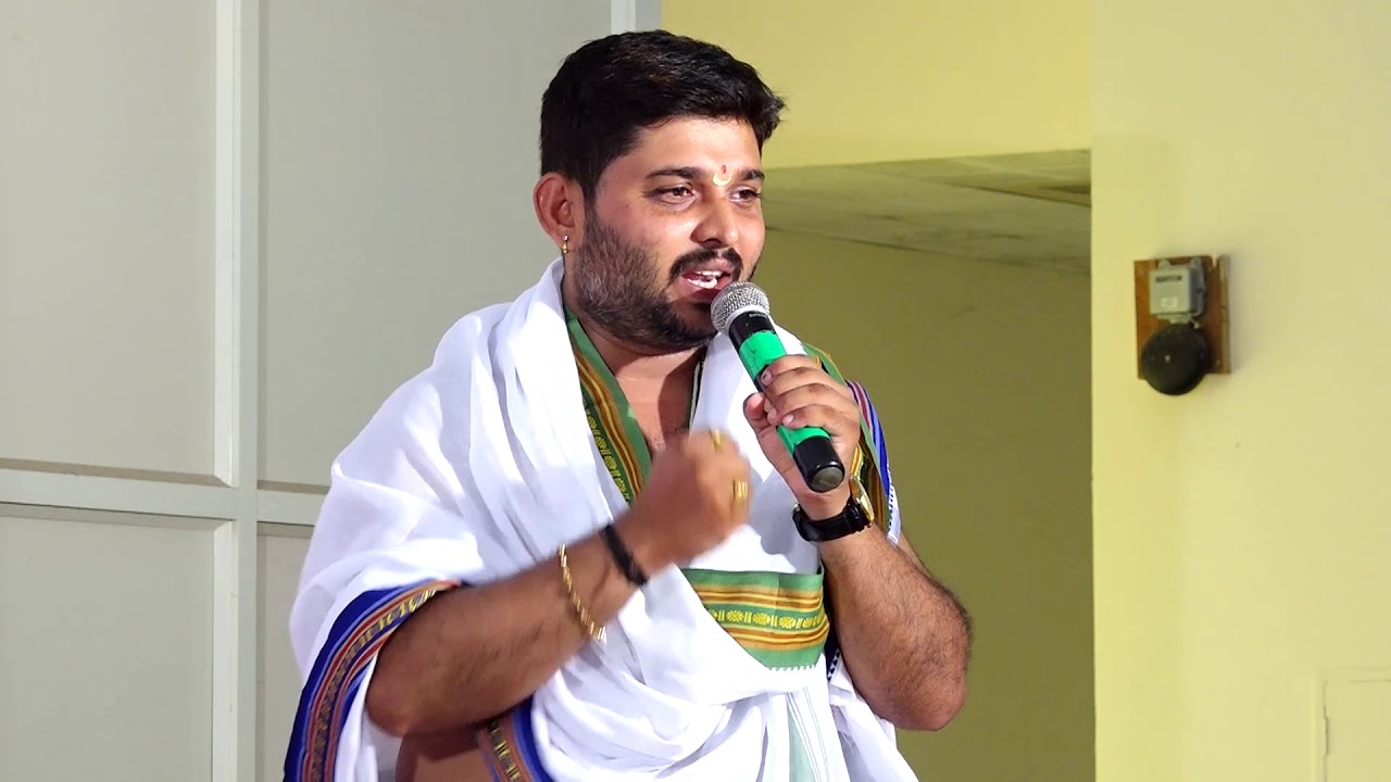 ASHIRVACHAN BY HIS HOLINESS SAMYAMINDRA THIRTHA SWAMIJI ON DAY 1 OF GSB YOUTH SUMMER CAMP