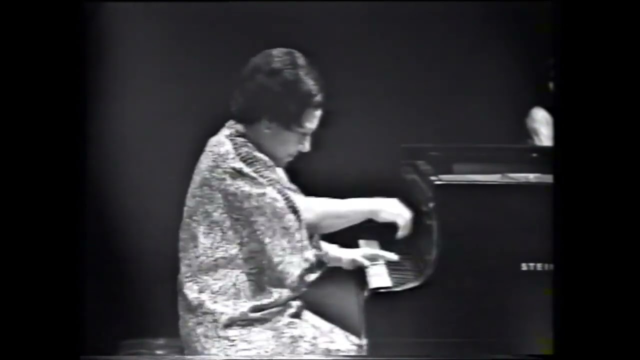 Alicia de Larrocha plays FREDERIC MOMPOU  (LIVE - 1970)