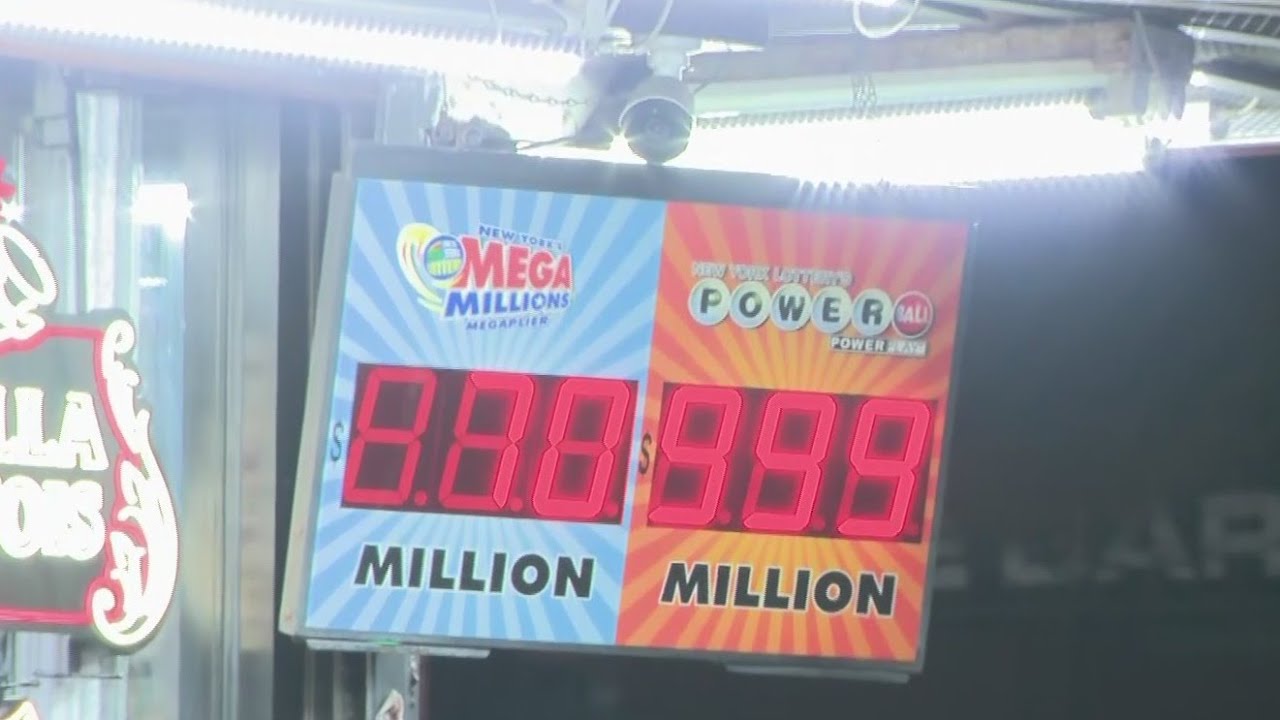 Powerball jackpot soars to $1 billion after no winners