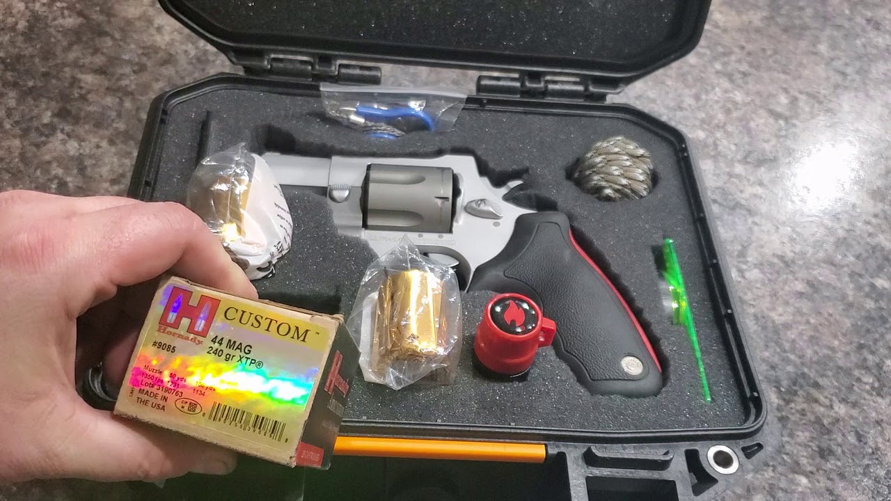 Homemade Survival Kit:  Featuring the Taurus 44 Ultra Lite and the Pelican Vault V100