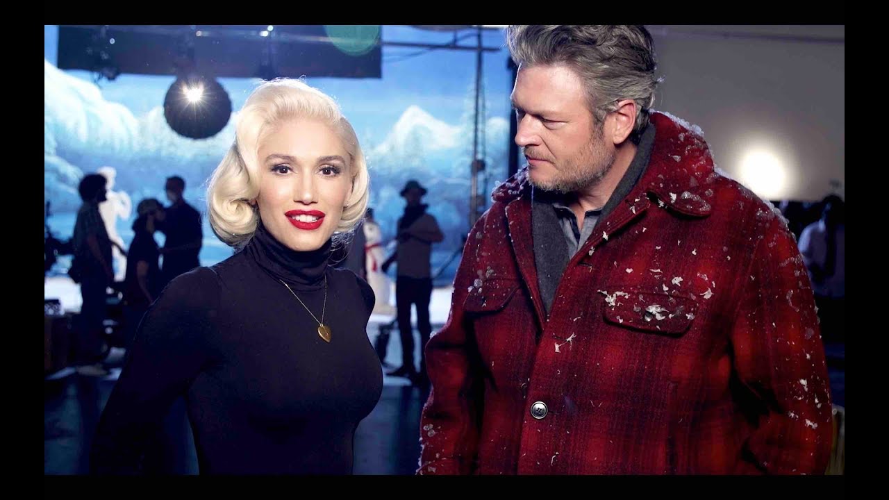 Gwen Stefani - You Make It Feel Like Christmas ft. Blake Shelton (Behind The Scenes)