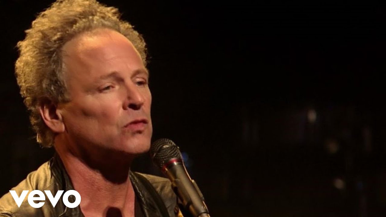 Lindsey Buckingham - Never Going Back Again (Live At Saban Theatre In Beverly Hills, CA / 2011)