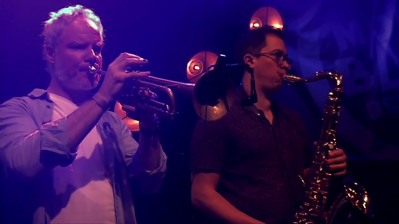 Bywater Call - LEFT BEHIND live at Moulin Blues