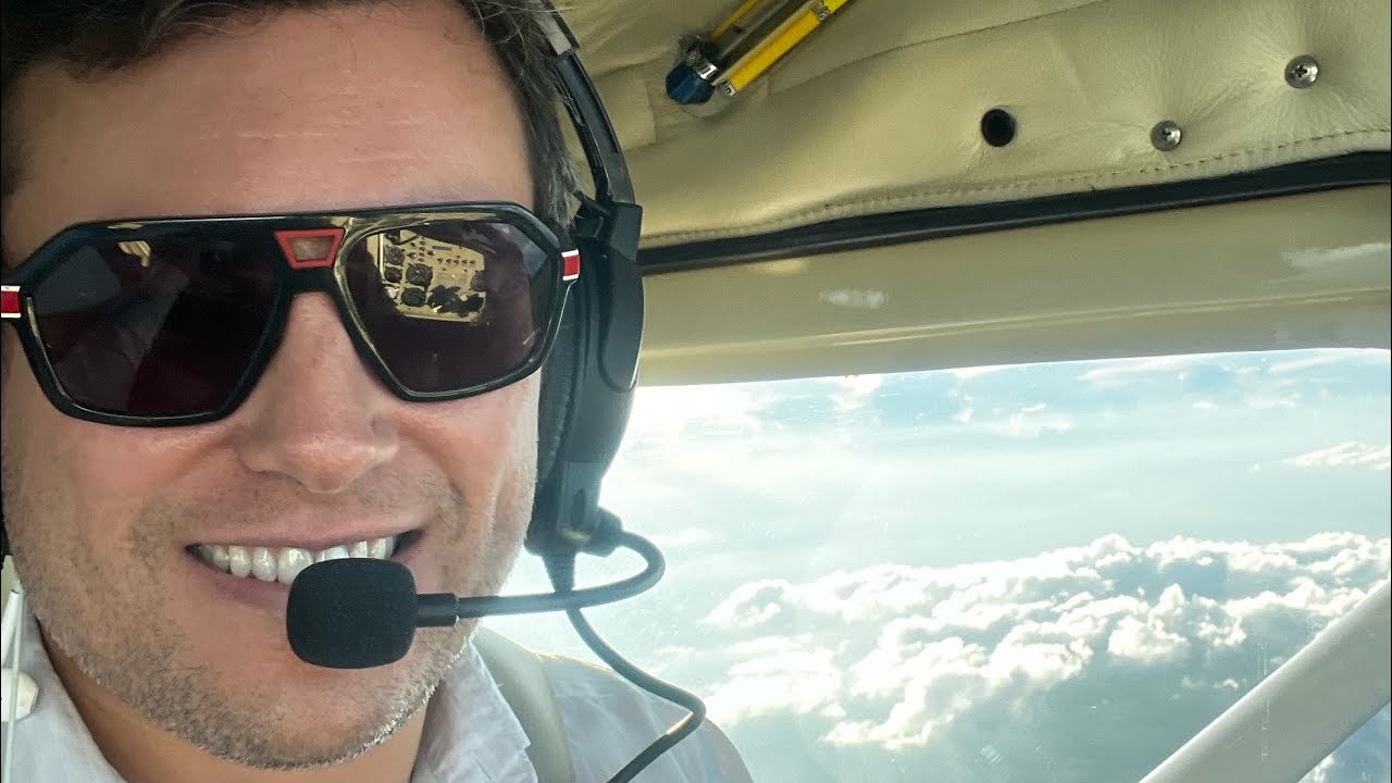 Decolagem de Pau dos Ferros rumo a Mossoró com tempo instável. Indo trabalhar de avião.
