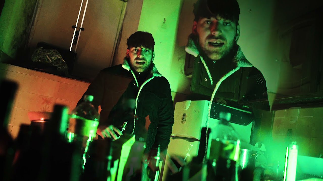 Rafilù - Fuorilegge 2 feat. Hosawa, Silent Bob e Joe Scacchi (prod. Simoo, Crookers & Goedi)