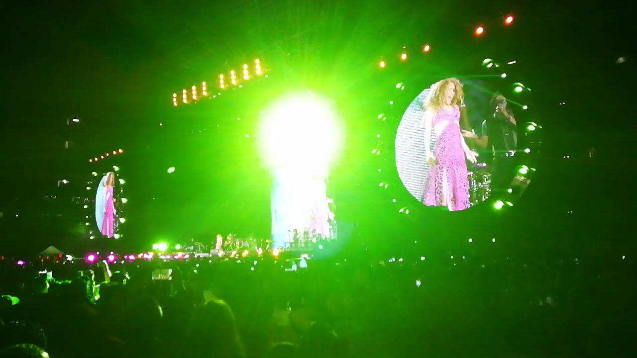 Shakira - Toneladas & Hips don't lie at Estadio Azteca / El dorado world