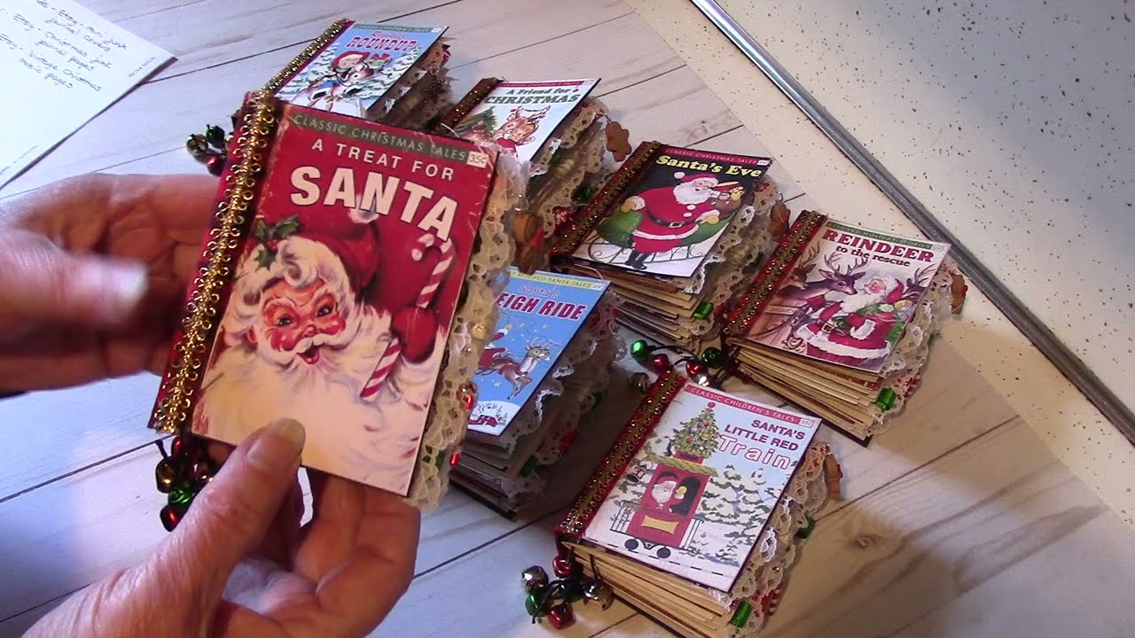 Saturday Morning Makes:  Christmas Mini Junk Journals #satmornmakes