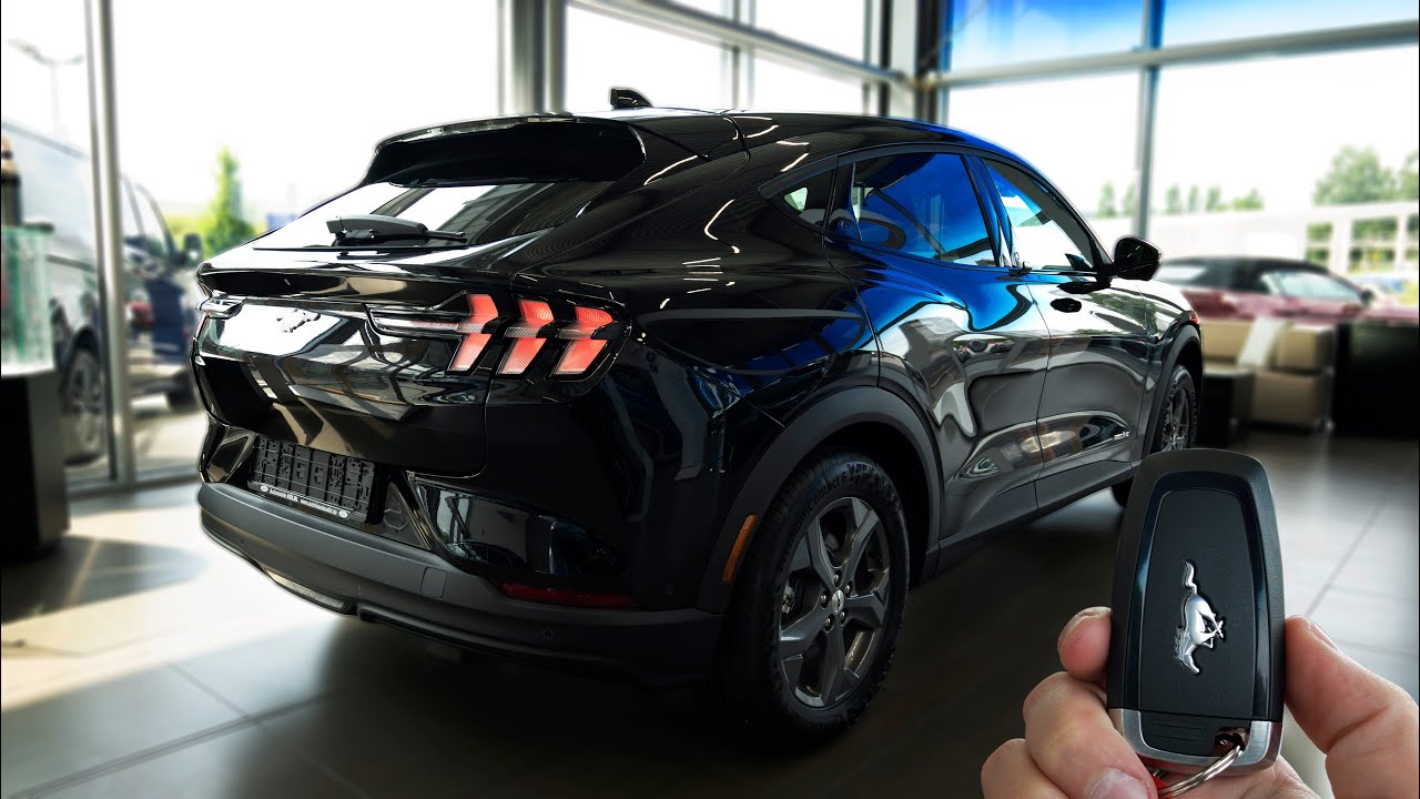 2021 Ford MUSTANG MACH-E (269 HP)