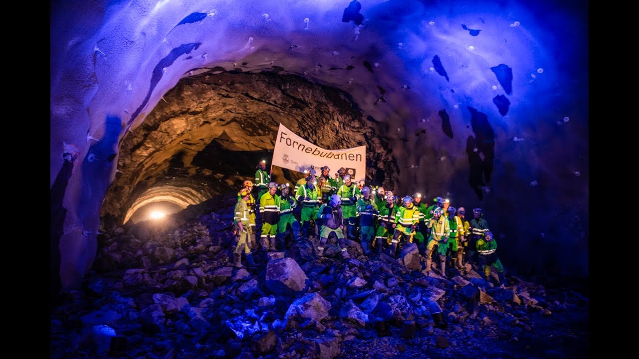 Gjennomslag på Fornebubanens tunnel på Fornebu