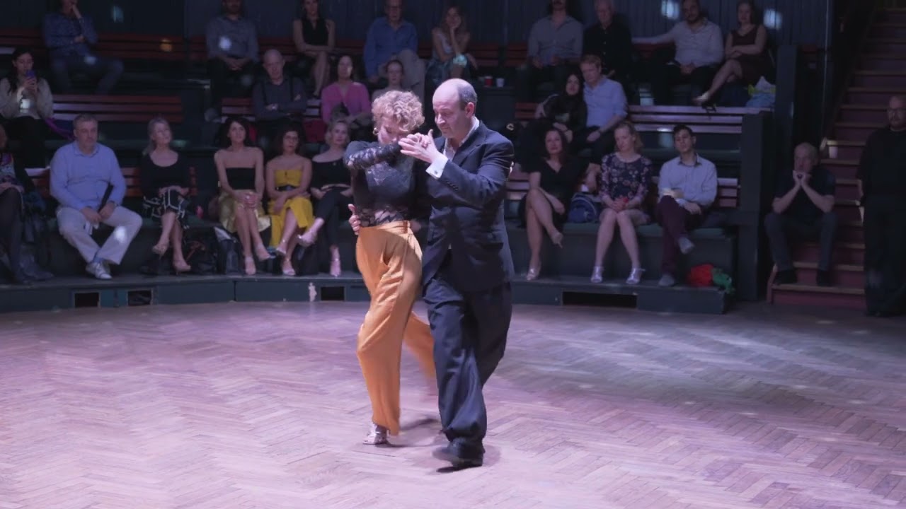 Eva Lehrmann & Daniel Carlsson bailan El Cachivache Quinteto Gloria Tango