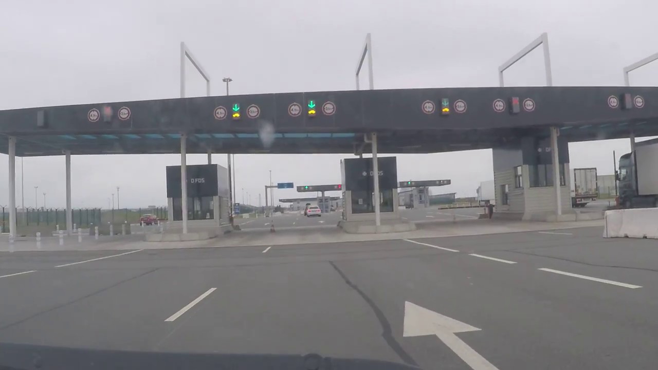 Dunkerque Ferry Port - approach via A25, A16 and to the Check in