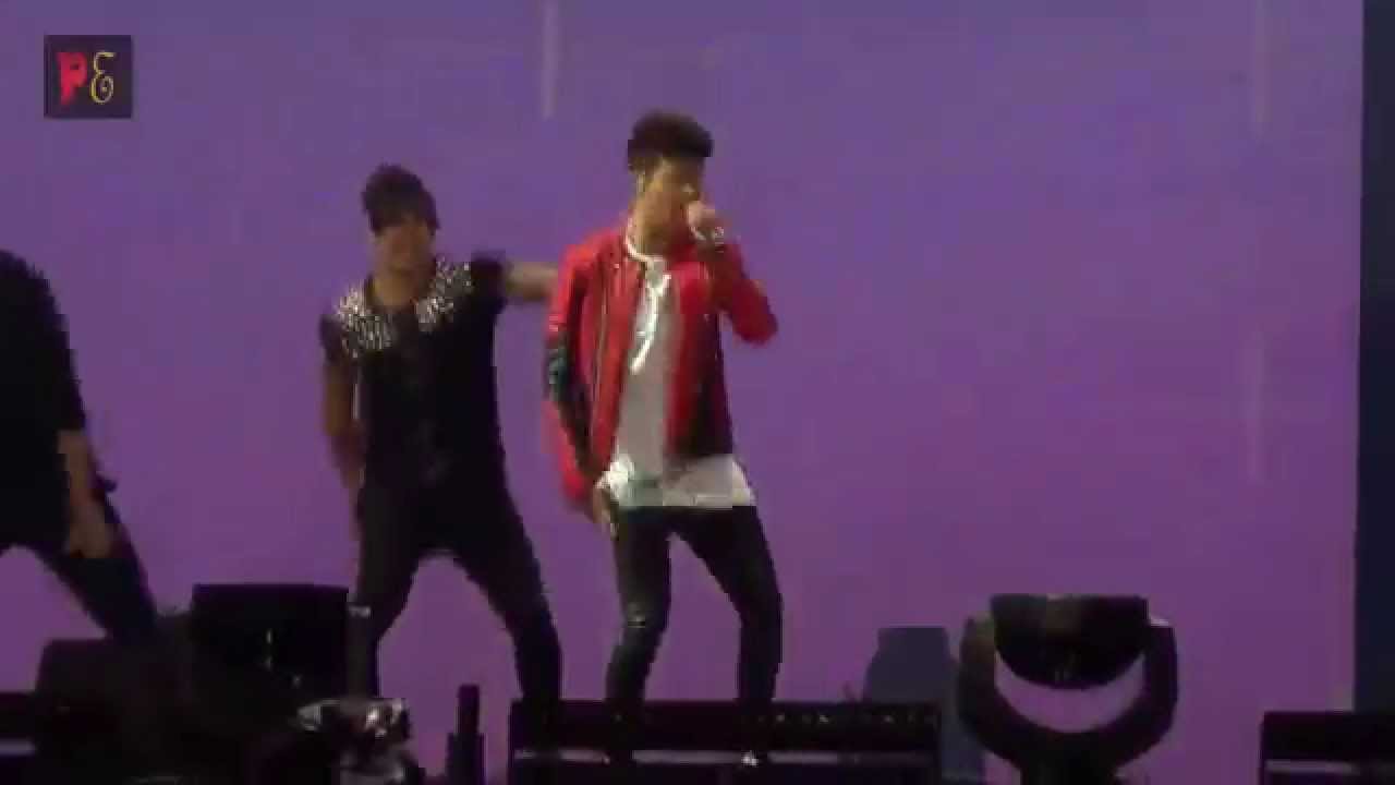 MARIO BAUTISTA - VEN A BAILAR - PRESENTACION - PREMIOS TELEHIT