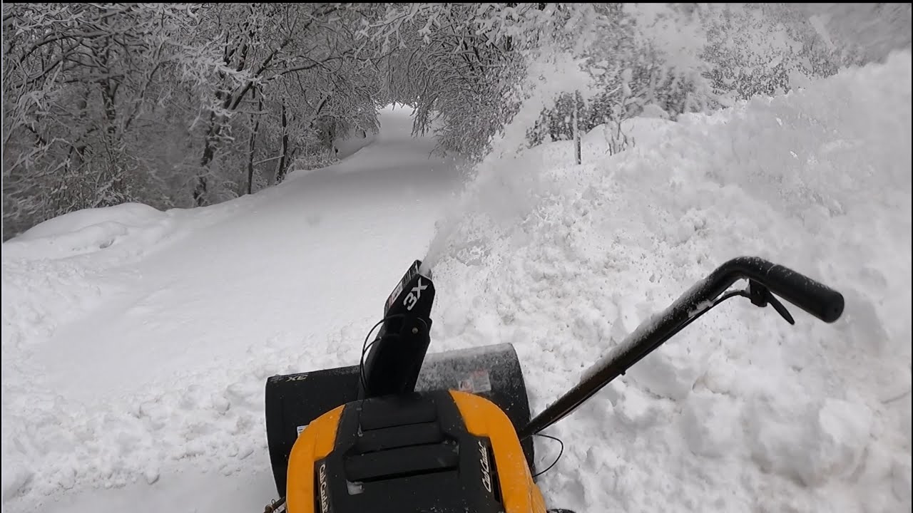 Cub Cadet SLX54 XT2 (3X Blower Attachment) Snow Blowing 8