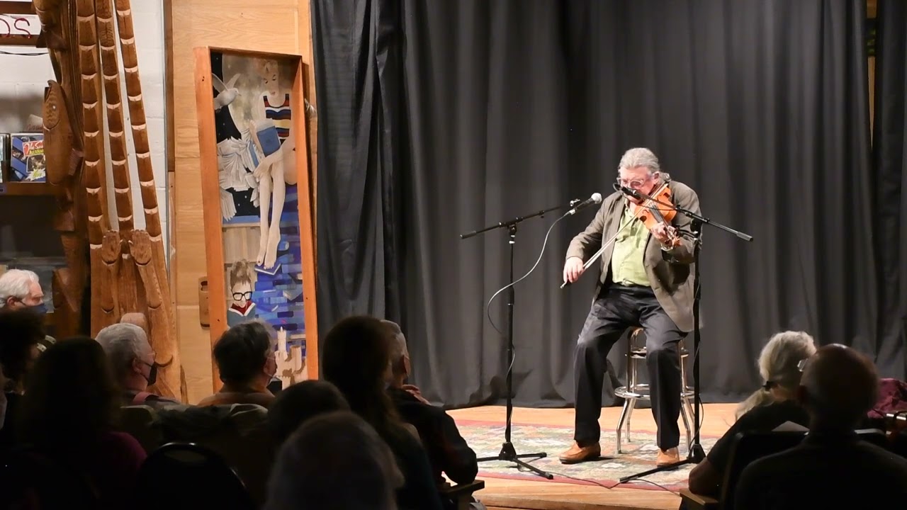 Fiddle master Kevin Burke plays 