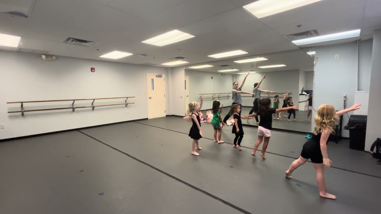 Pre-k Ballet and Creative movement Monday 12-12:45
