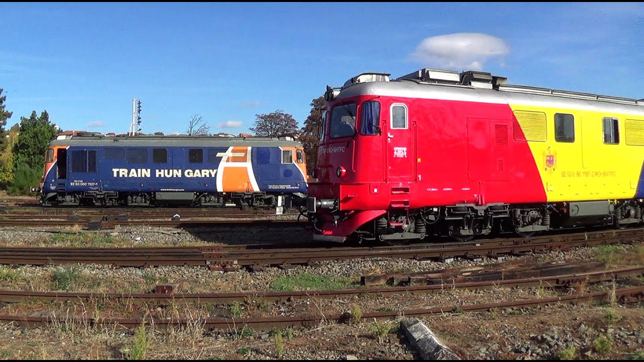 Various freight and passengers trains in Oradea & Episcopia Bihor - October 2023