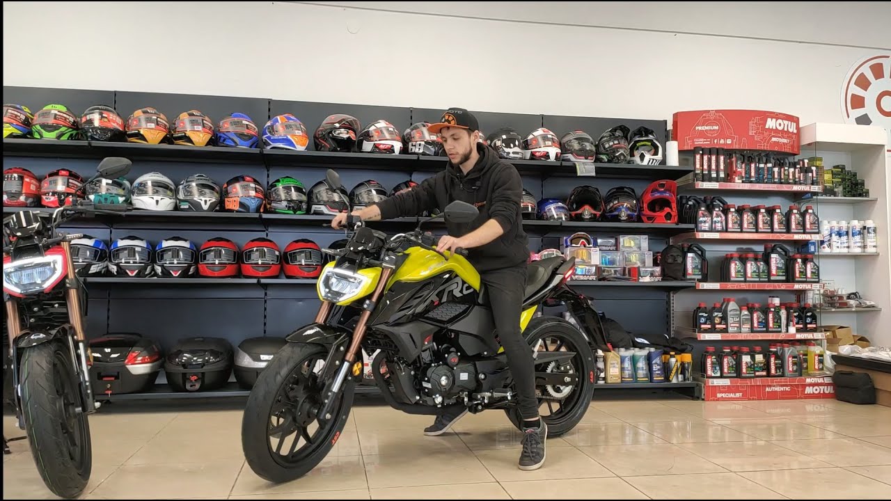 Огляд мотоцикл Lifan KPS 200