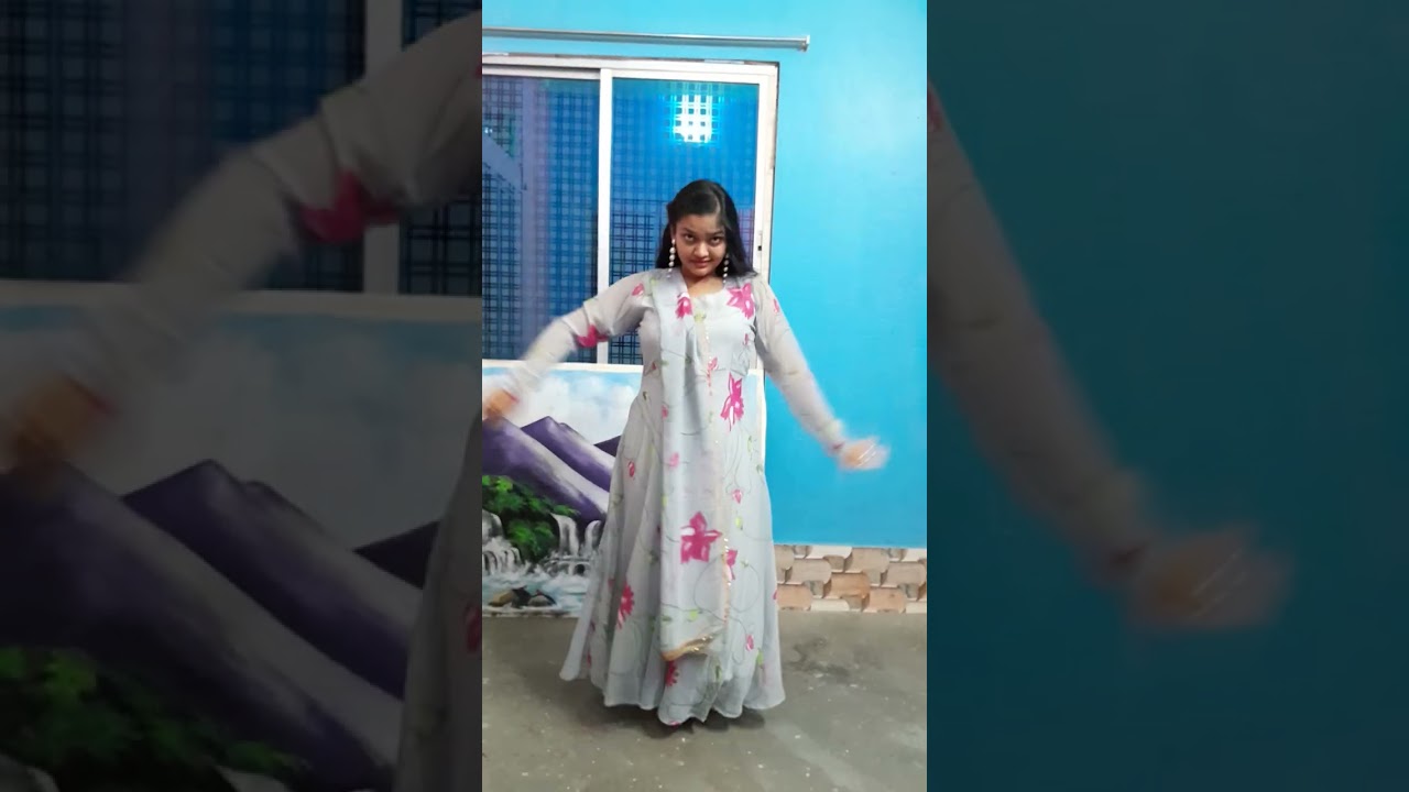 Ek larki ko dekha to aisa laga song dance cover by Nairiti Sarkar