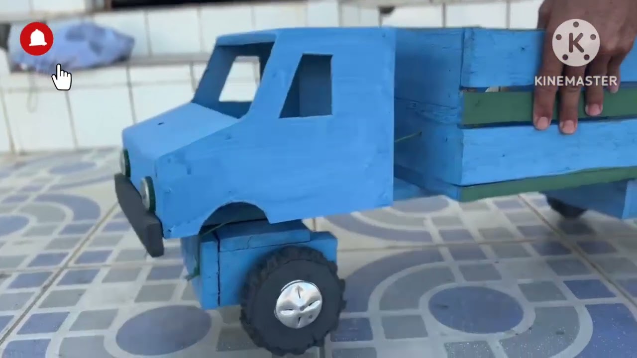 Eu fiz mais dois carrinhos de madeiras para vender
