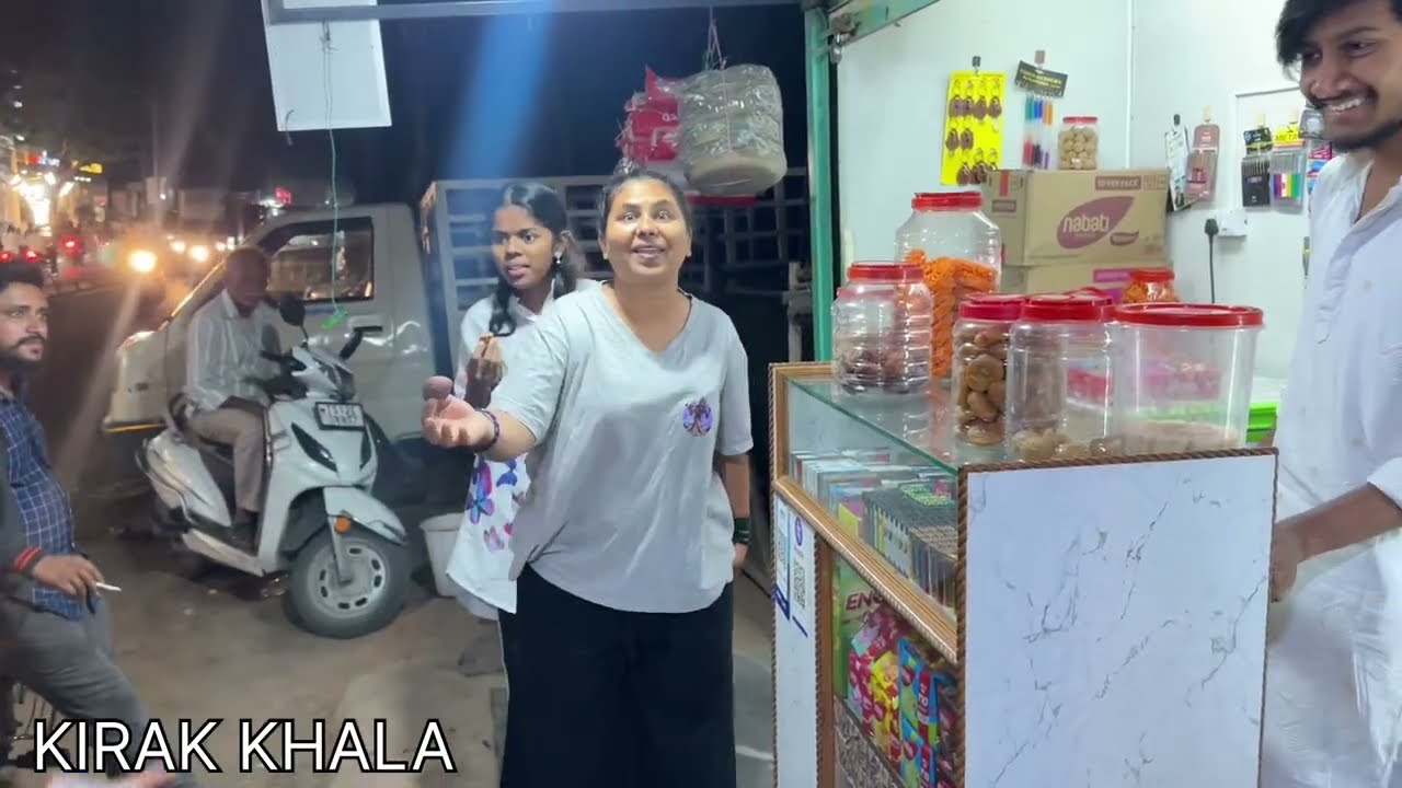 Kirak Khala Ki Evening Walk || Priyareddytiktok || Hyderabadi Comedy videos 2025 || Comedy  📹 🤣