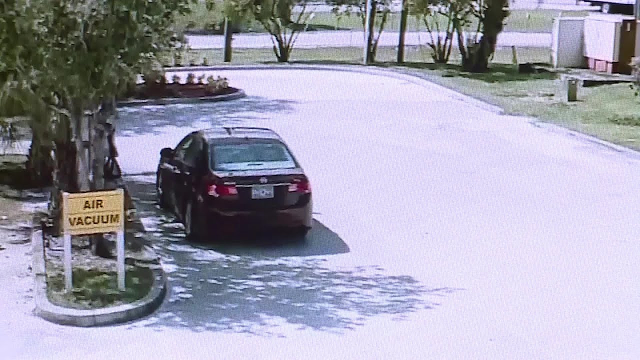 Car with baby inside involved in violent Florida carjacking