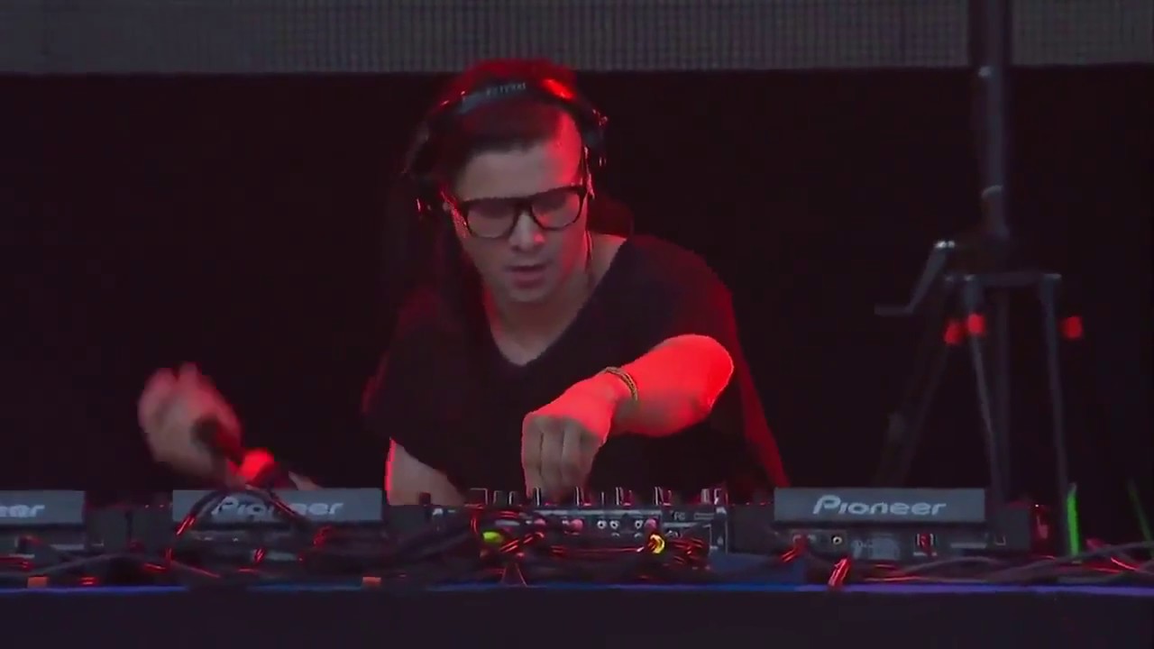 Skrillex Hangout Fest  FULL SET