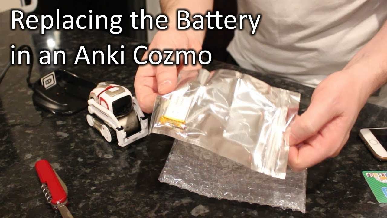 Замена батареи в Anki Cozmo
