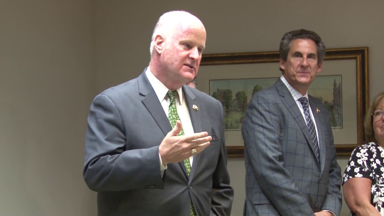 Freeholders Honor Sheriffs&rsquo; Officers Dunn and Crooker for 25 Years of Service