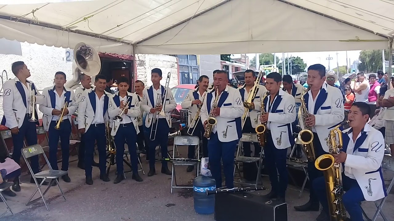 QUE SIGA LA DANZA Y AGUA SALDA - CON SAXOFONES - BANDA UNIVERSO DE SAN ANGEL