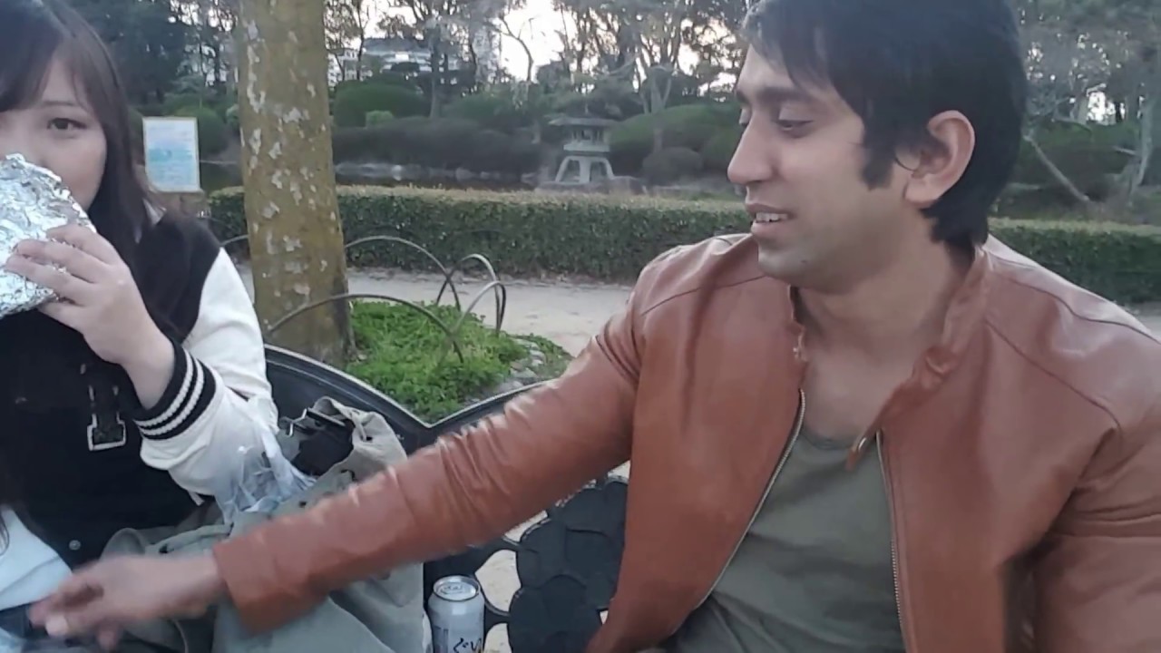 Cherry blossom festival in osaka castle in Japan II Vlog hindi II 桜　花見大阪　インド人