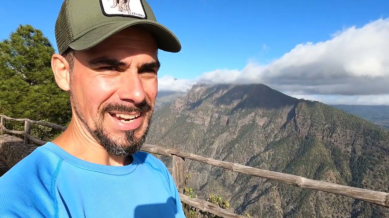 Wanderung in die Berge von La Palma. Der Aussichtsturm 