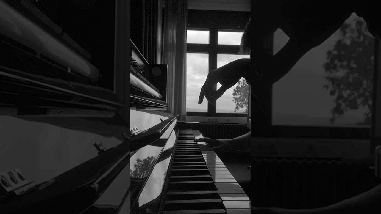 Hoffnungsschimmer (Official Performance Video) - Alexander B. A. Pielsticker ♫