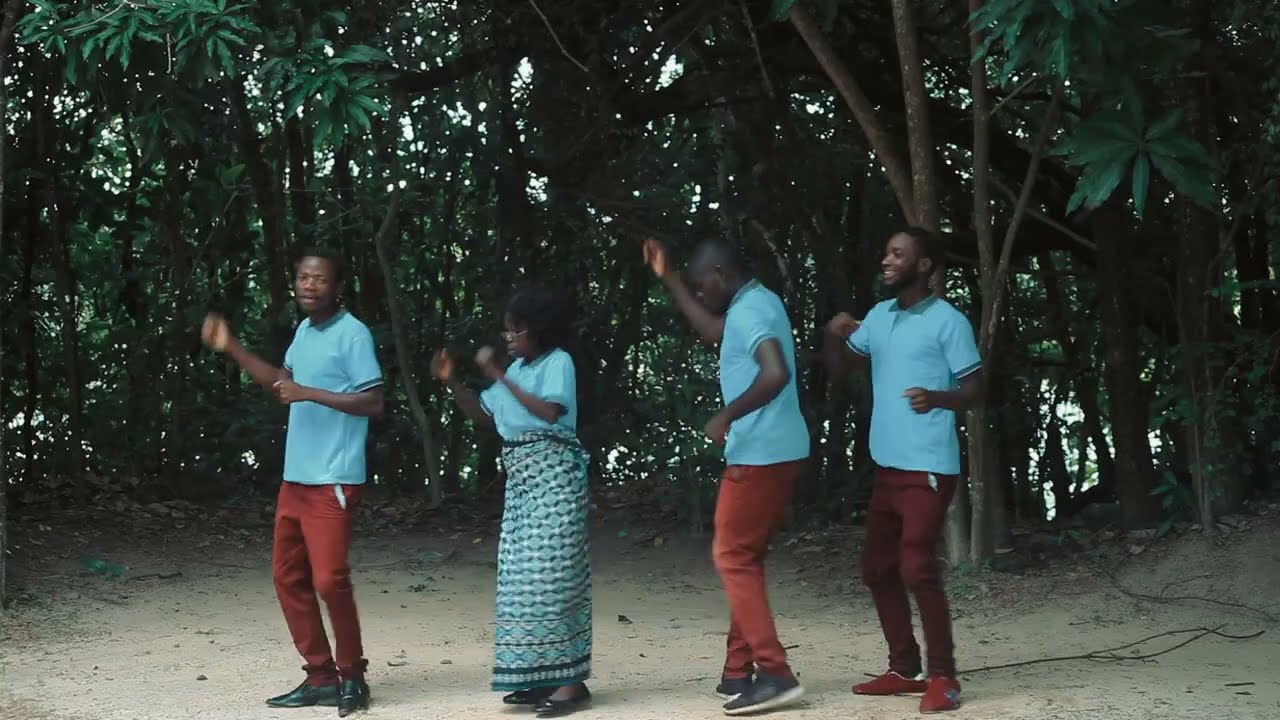 CATHOLIC SONGS | Chilonga College of Nursing Students Choir - "Twalikwata Bible" | Prod: Mr. Strings