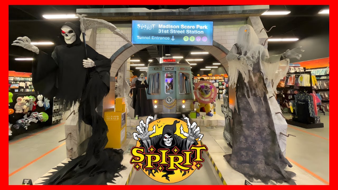 Spirit Halloween FLAGSHIP 2025 OPENING DAY TOUR - Full Store Walkthrough 