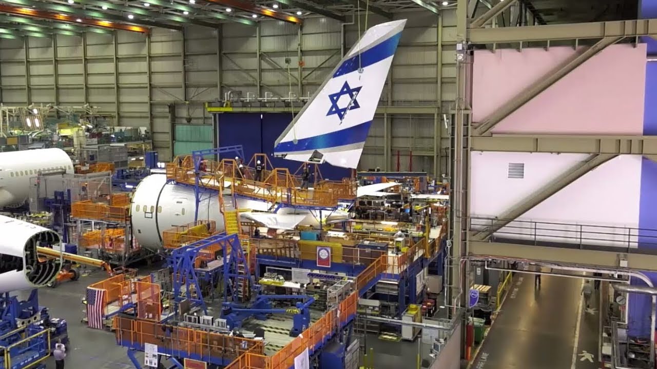 בניית הבואינג 787 דרימליינר החדש של אל על