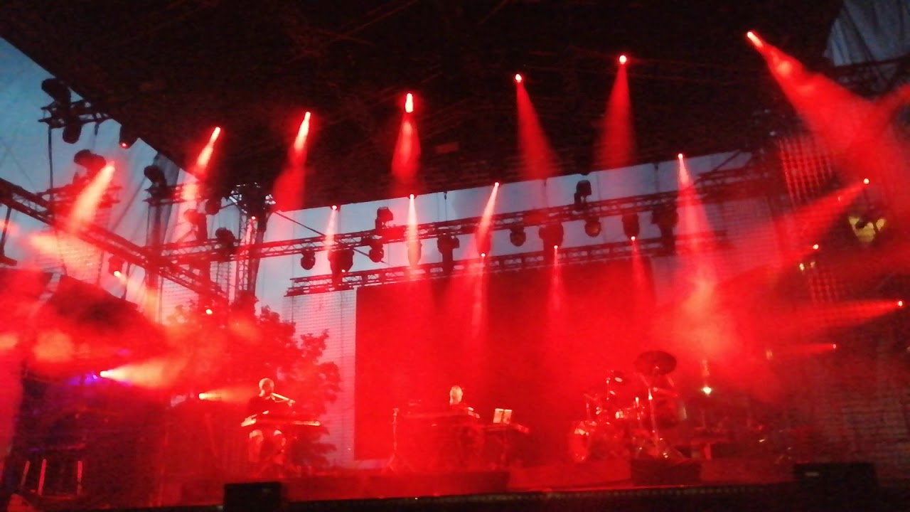 SOHN - Red Lines Live @ WROsound 2019 / Wrocław