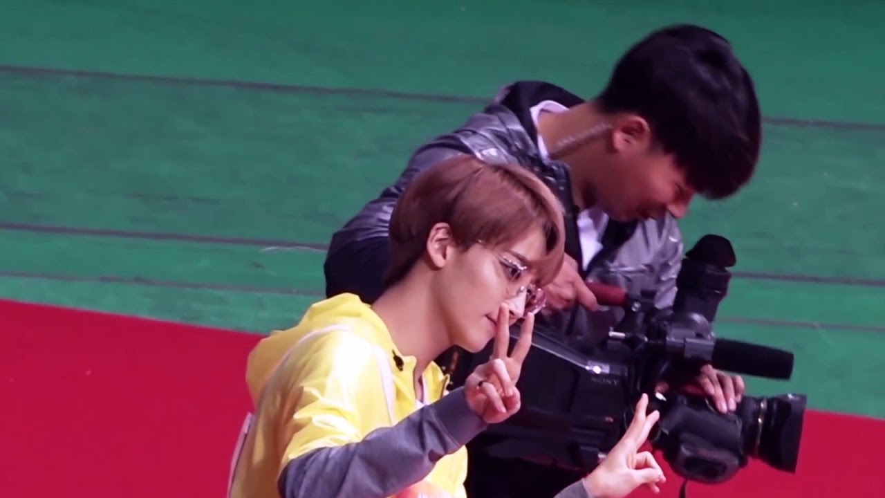 SEVENTEEN Lovely Jeonghan @ 2018 ISAC [Idol Star Athletic Championships]