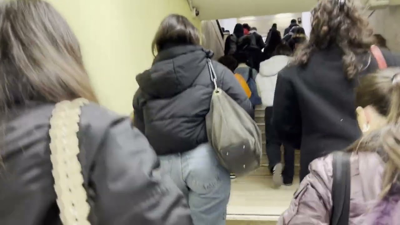 La dura vita dei pendolari umbri tra stazioni fatiscenti e spaccio