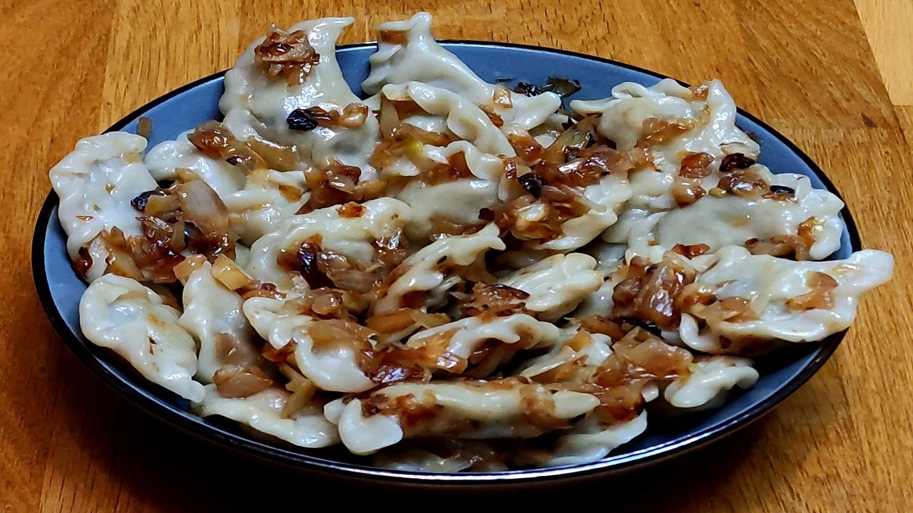 😋 ДОМАШНІ ВАРЕНИКИ З КАРТОПЛЕЮ І ГРИБАМИ 🥟 ІДЕАЛЬНЕ ТІСТО ЯКЕ НЕ РВЕТЬСЯ
