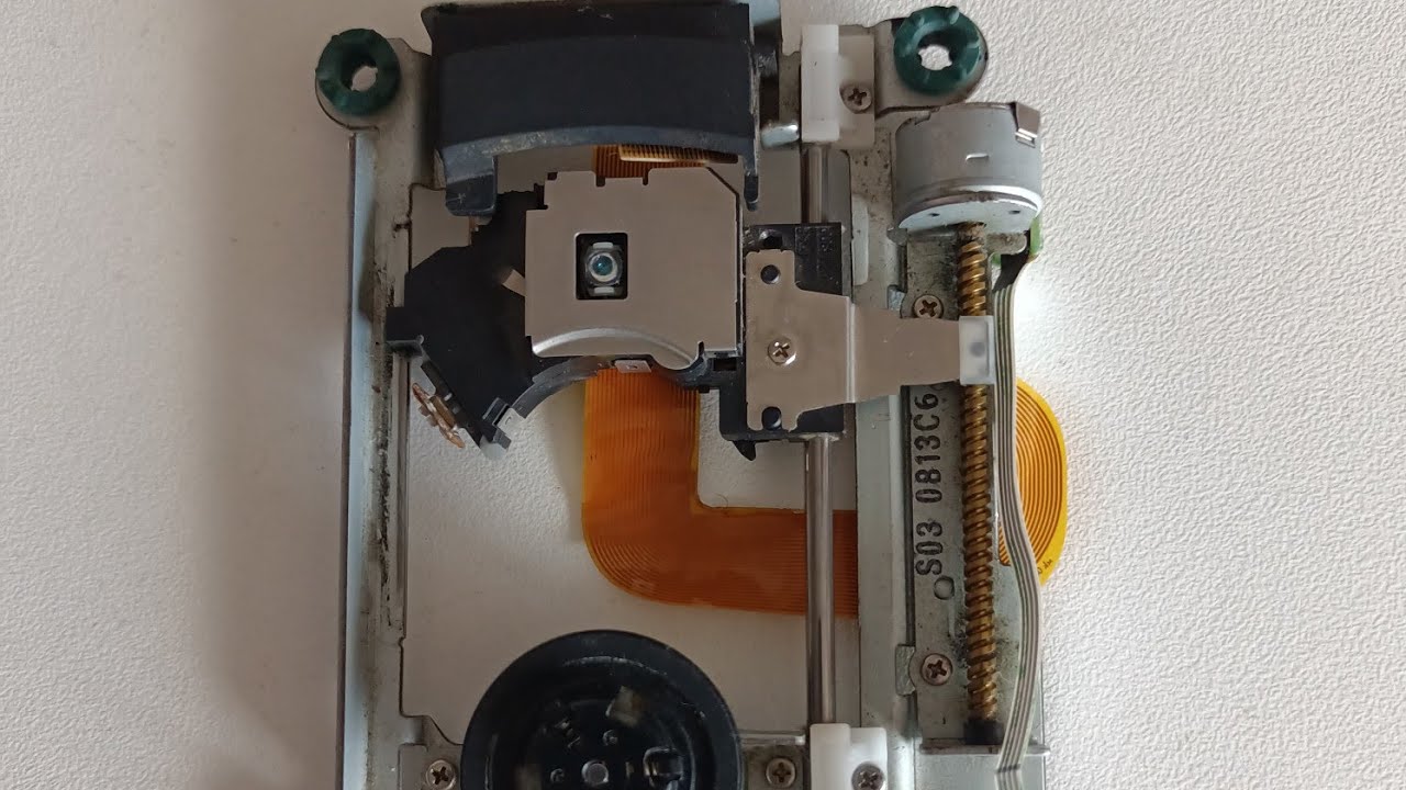 Замена лазера на Playstation 2 slim (полезные советы).